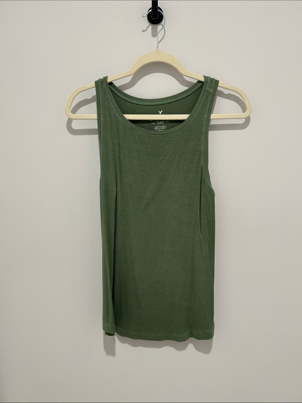 AEO Soft & Sexy Women's Olive Green Muscle Tank Top